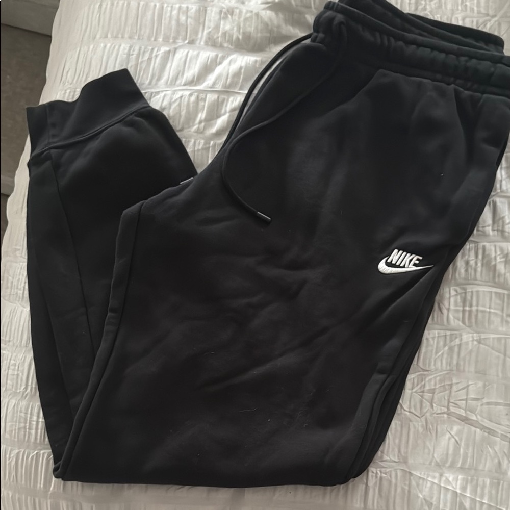 Nike women’s Black Jogger Pants